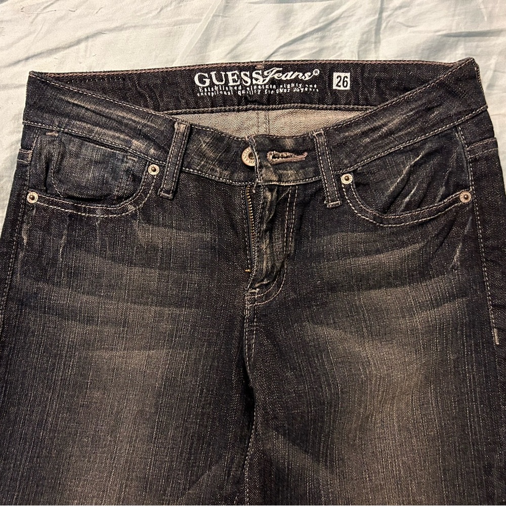 Women’s GUESS Jeans size 26
